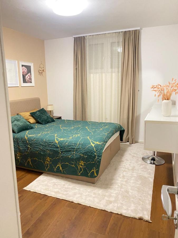 Sweet Flat With 2 Bedrooms Split Croatia エクステリア 写真