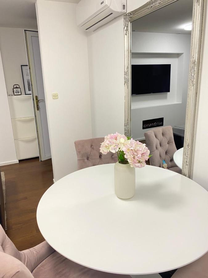 Sweet Flat With 2 Bedrooms Split Croatia エクステリア 写真